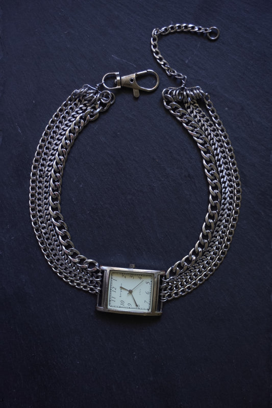 LA HORA necklace VII