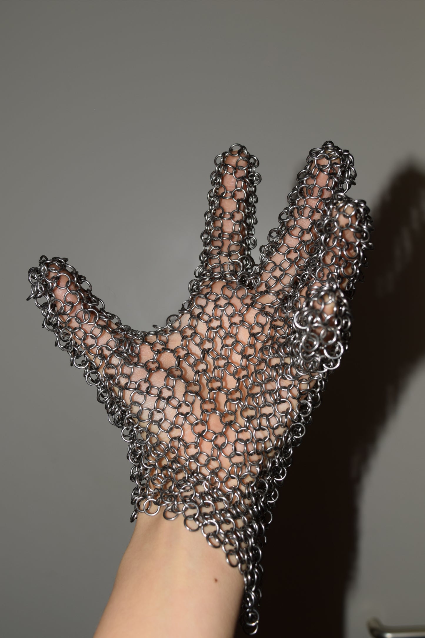 chainmail glove