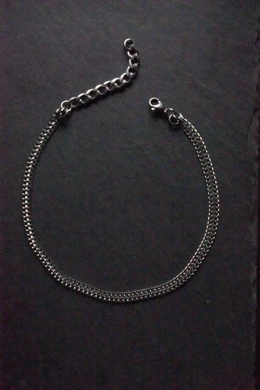 LÍNEA necklace