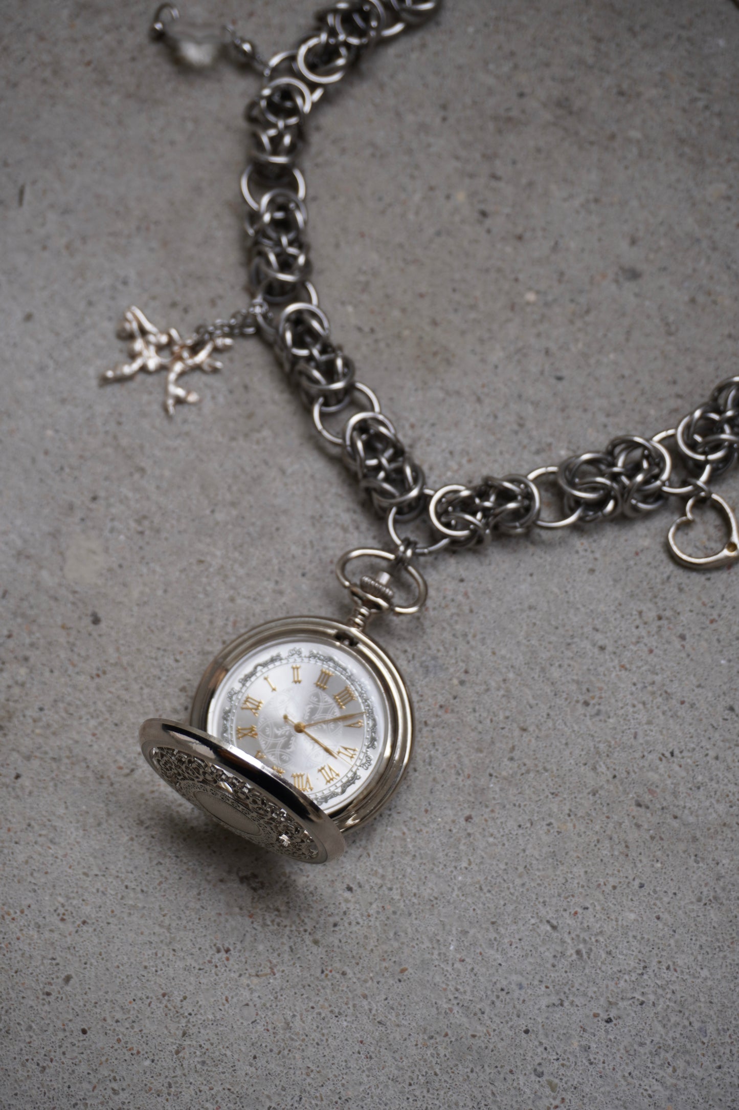 pocketwatch & charms necklace