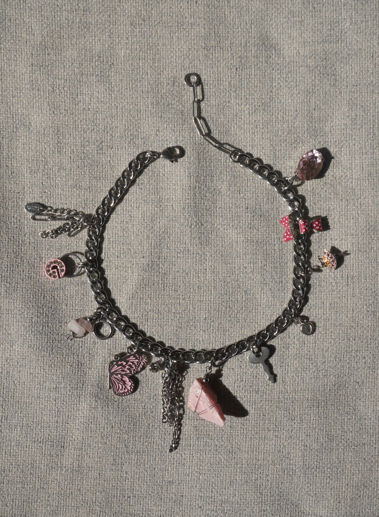 ROSADO pendant necklace