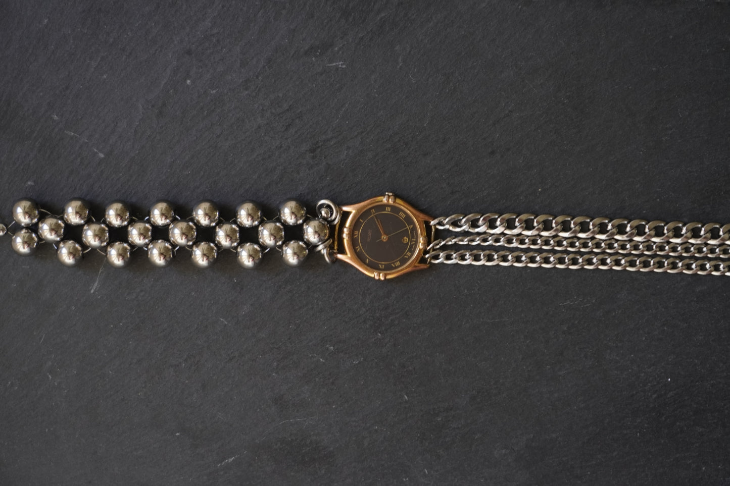 LA HORA beaded necklace III