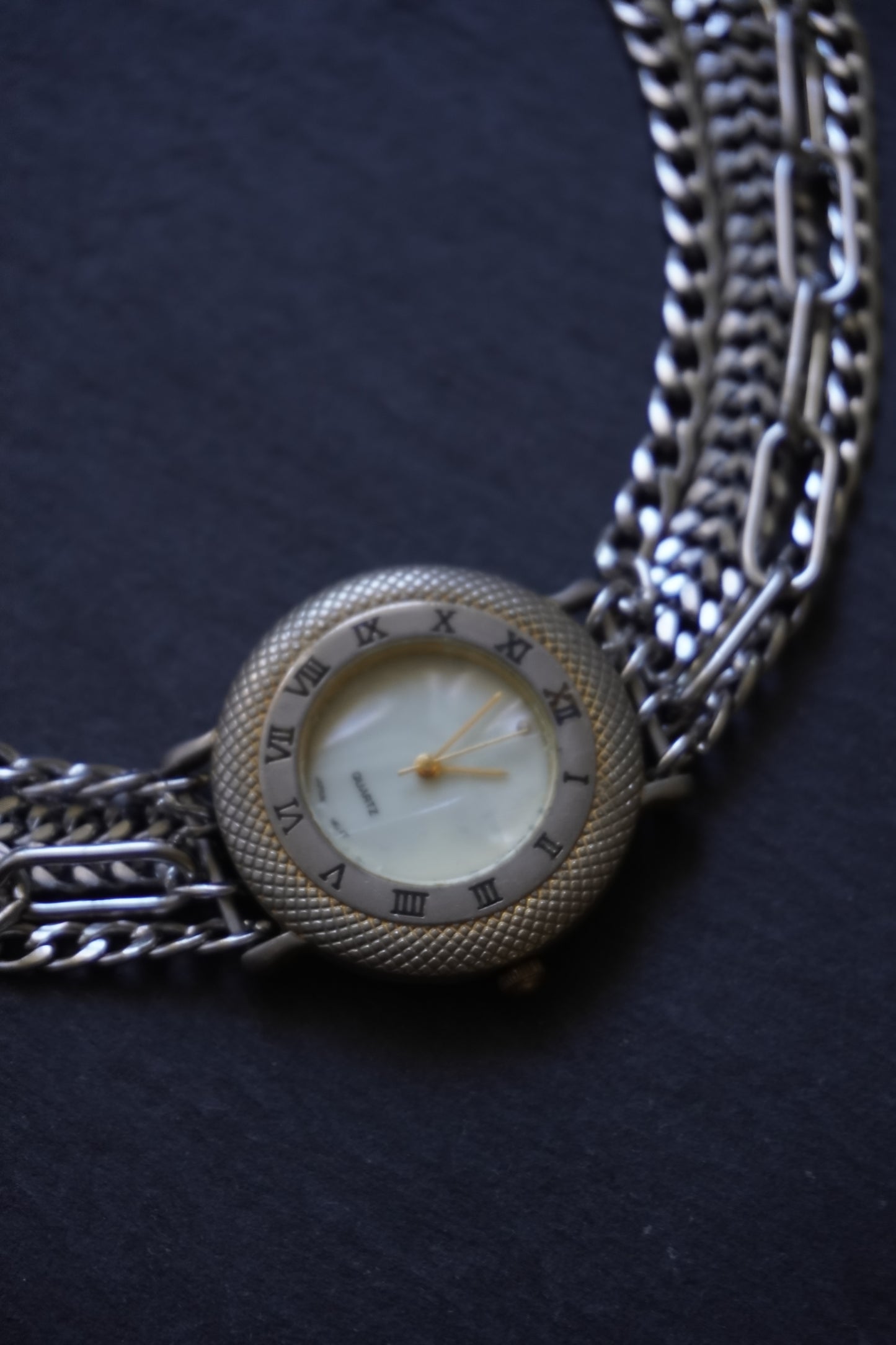 LA HORA necklace VI