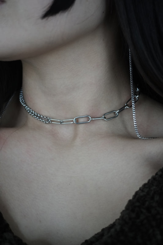 SUTIL necklace