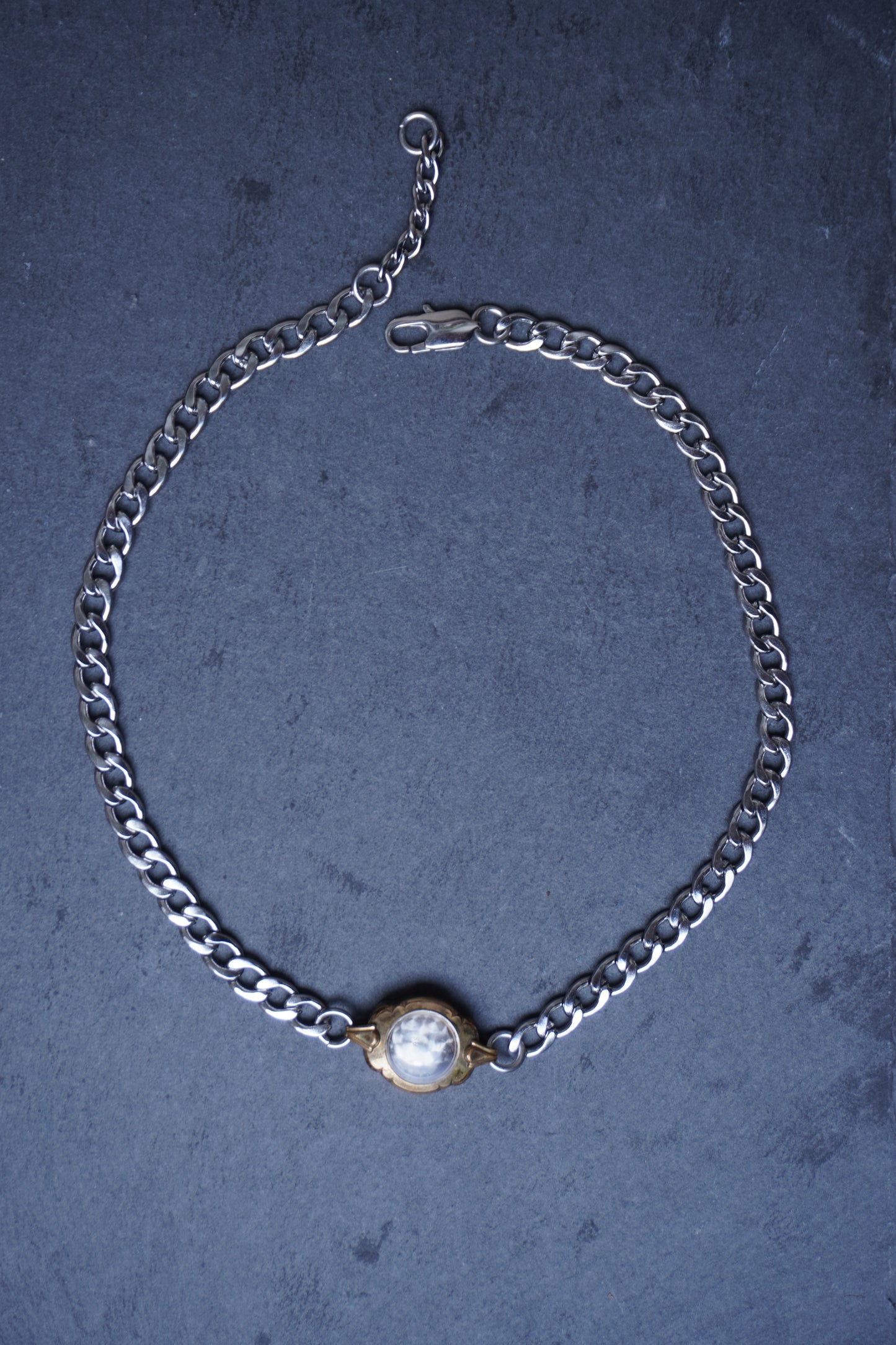 LA HORA chain X