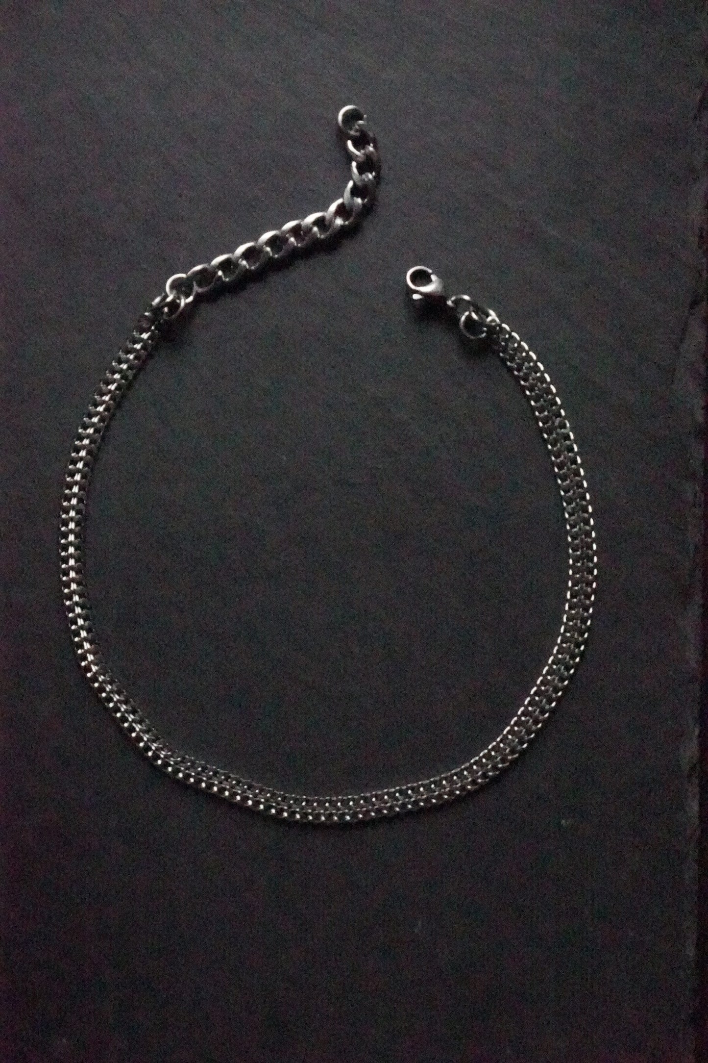 LÍNEA necklace