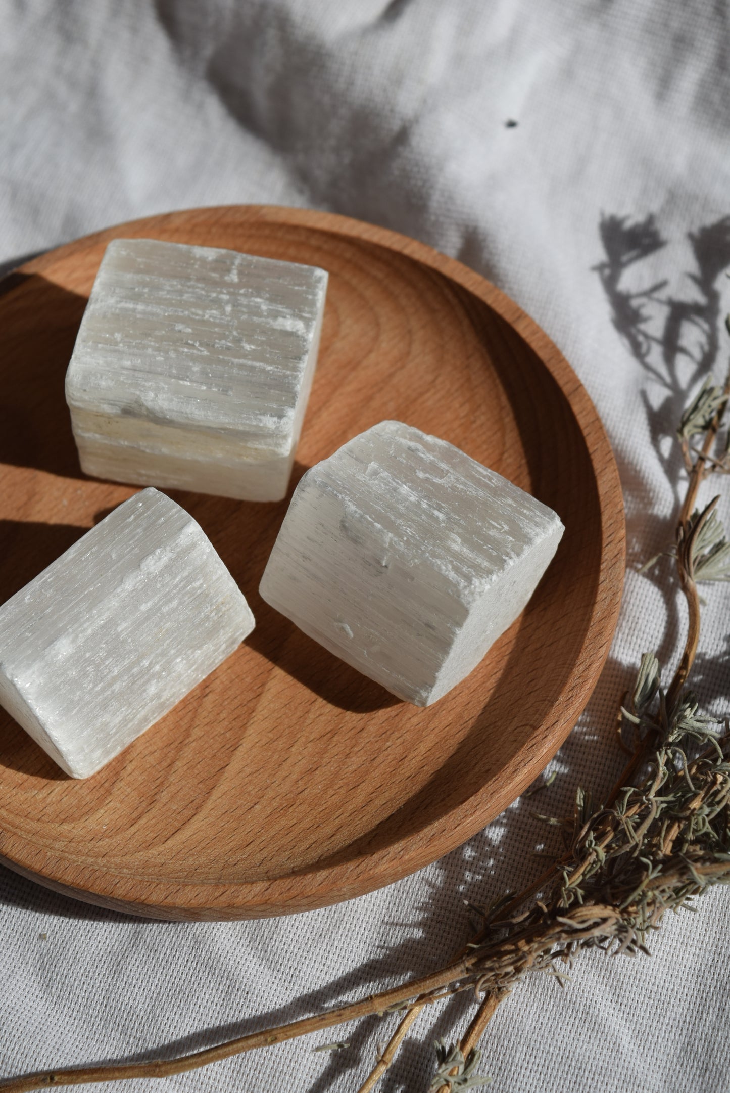 selenite cube